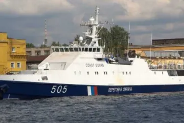 ​ 			 	  	Российские пограничники задержали украинское судно в Черном море 	  	 	  