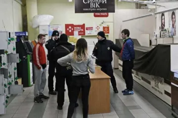 ​ 			 	  	В Киеве ночью ограбили и побили продюсера известного телеканала 	  	 	  