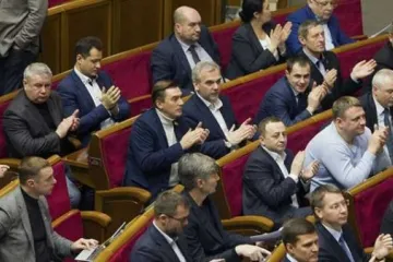 ​ 			 	  	Порошенко, Корниенко и Дубинского наказали на 3 млн грн из-за прогулов 	  	 	  