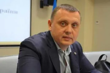 ​ 			 	  	Коррупционер Гречковский незаконно пытается переизбраться в Высший совет правосудия, — адвокат Иван Макар 	  	 	  