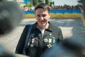 ​ 			 	  	Украсила грудь медалями: скандальная нардеп Савченко удивила своим образом на инаугурации Зеленского 	  	 	  