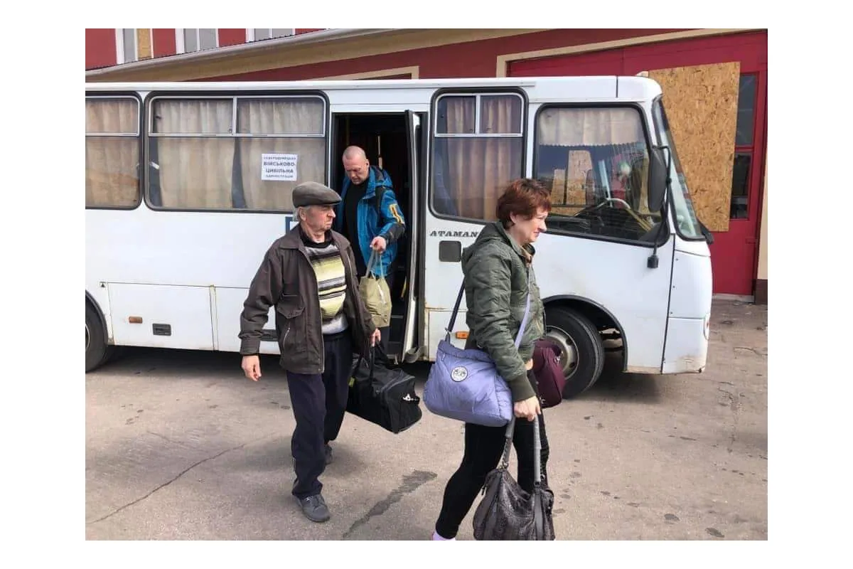 Російське вторгнення в Україну : У перший день травня з Лисичанська евакуйовані 26 осіб