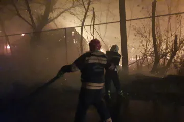 ​Рятувальники Дніпропетровщини надають допомогу в гасінні масштабних лісових пожеж у Луганській області