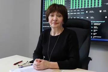 ​В Киеве замдиректора департамента здравоохранения получила почти миллион гривен зарплаты