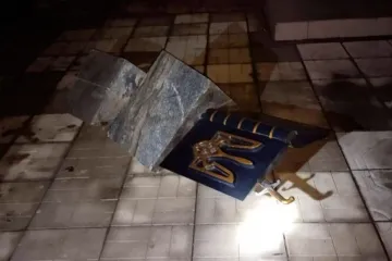 ​Вандалізм у Підгородному: музей та міськраду пошкоджено