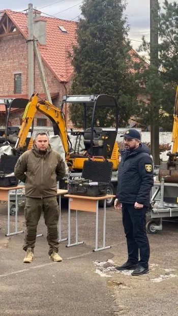 ​Естонська рада порятунку надала ДСНС обладнання для розмінування