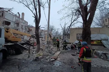 ​ДСНС показала наслідки ракетного удару по будинку Краматорська