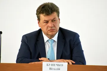 ​Погрожував коронавірусом та образив атовців: як губернатор Житомирської області перешкоджає утворенню ОТГ