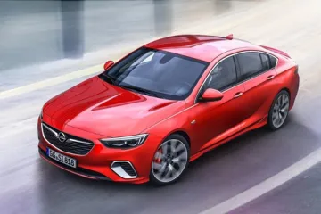 ​Opel показал самую мощную версию Insignia GSi