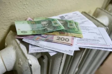 ​По тысяче гривен за два дня отопительного сезона. Почему, несмотря на теплый октябрь, украинцам приходят рекордные платежки