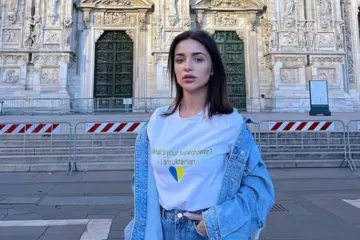 ​ЗМІ: Українська блогерка Надін Медведчук в Італії отримує виплати біженця та обирає сумочку за 5000 доларів (відео)