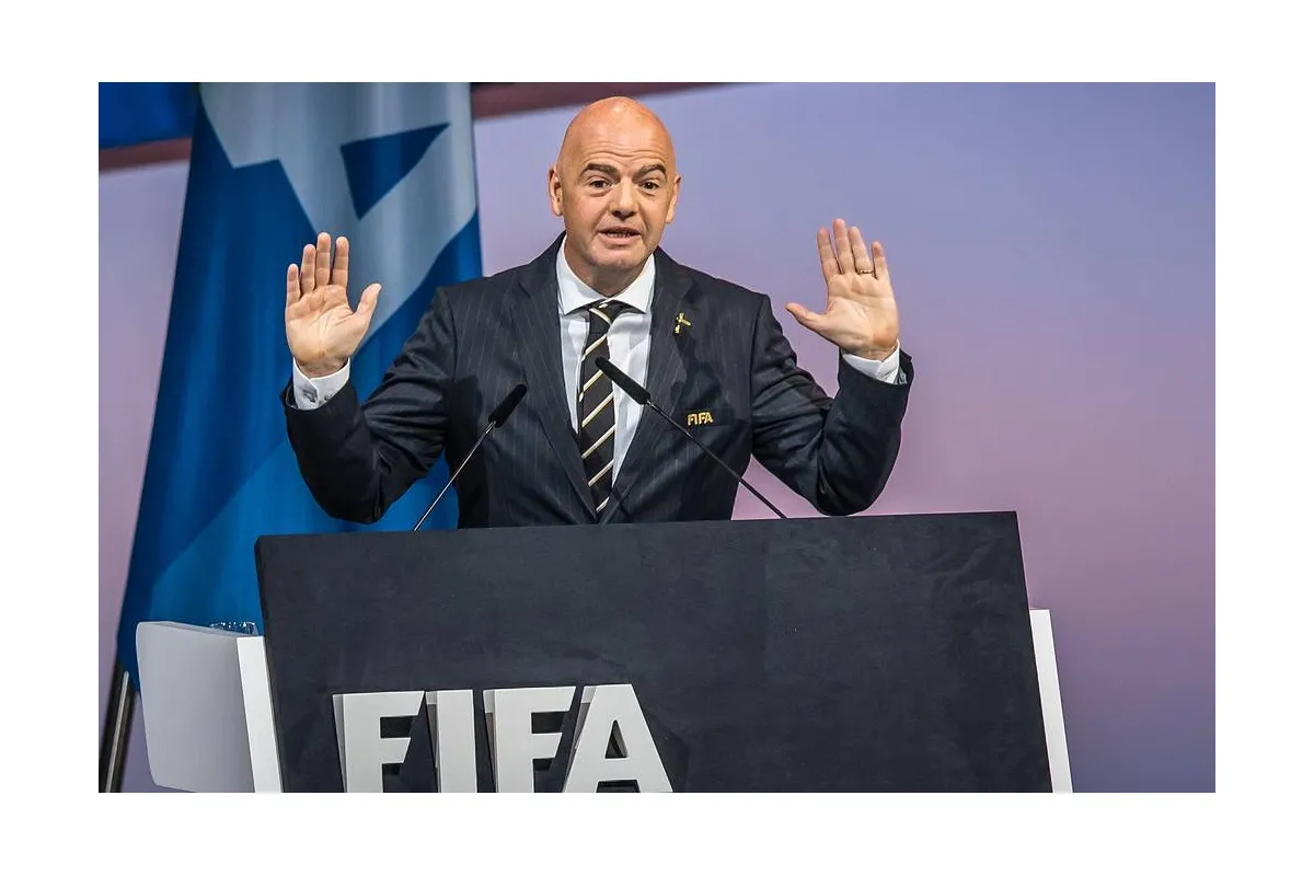 Президент FIFA Джанні Інфантіно розповів про зміни у футболі після закінчення пандемії коронавірусу