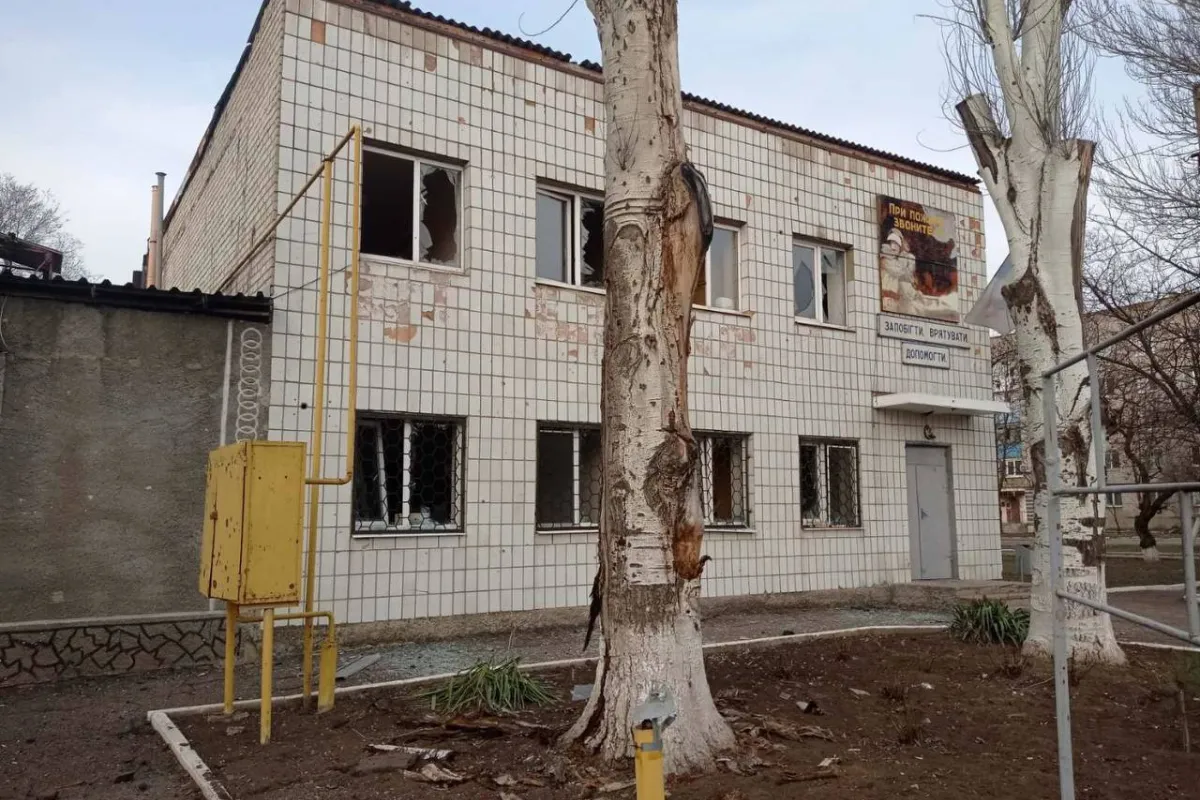 І знову гинуть мирні люди – окупаційні війська рф завдали чергових ударів по житлових кварталах Донеччини 