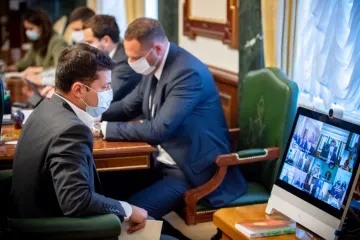 ​Президент вимагає від Кабміну чіткої комунікації щодо карантину, економічних програм для подолання бідності та створення всіх умов для виготовлення вакцин в Україні