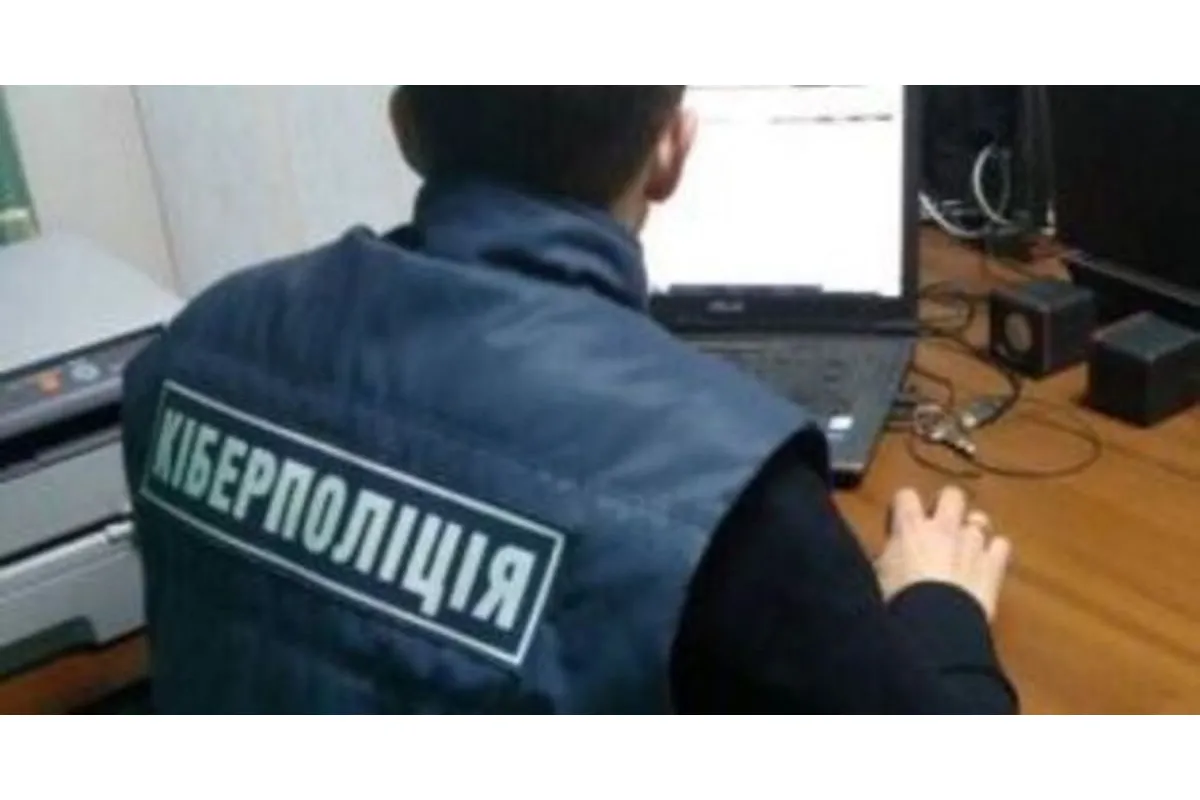 На Дніпропетровщині викрили злочинне угруповання, яке видавало контрафакт за українські бренди