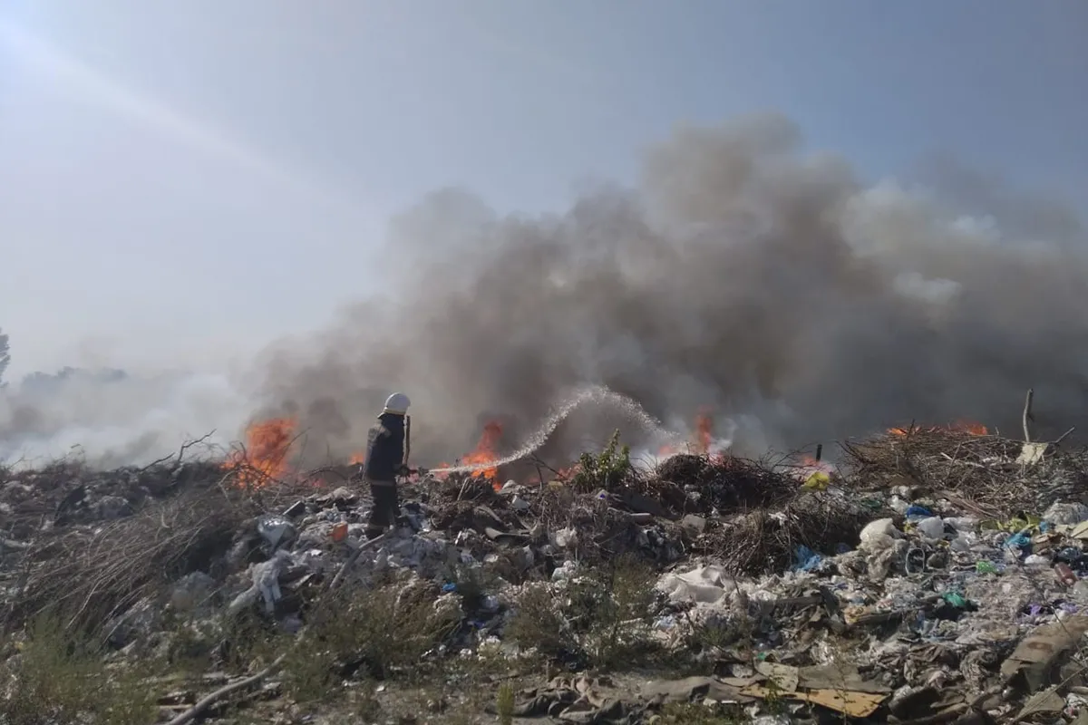 У Павлоградському районі знову горить сміттєвий полігон
