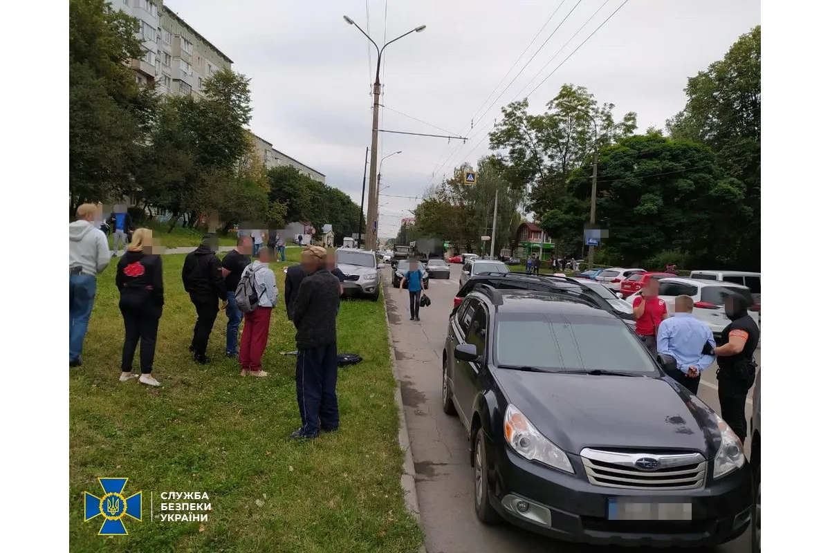 СБУ затримала на хабарі у 37 тисяч доларів начальника управління ДФС у Тернопільській області