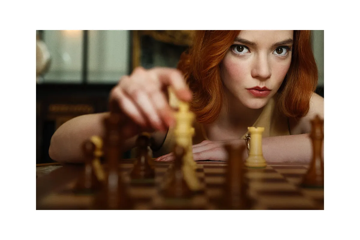 «Хід королеви» - красивий і сумний міні-серіал про геніальну шахістку
