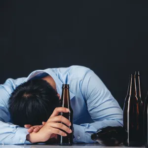 ​Вплив алкоголю на здоров'я та негативні наслідки від передозування спиртними напоями