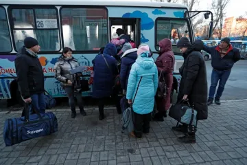 ​Російське вторгнення в Україну : З Маріуполя почався новий етап евакуації, автобуси вже виїхали з міста