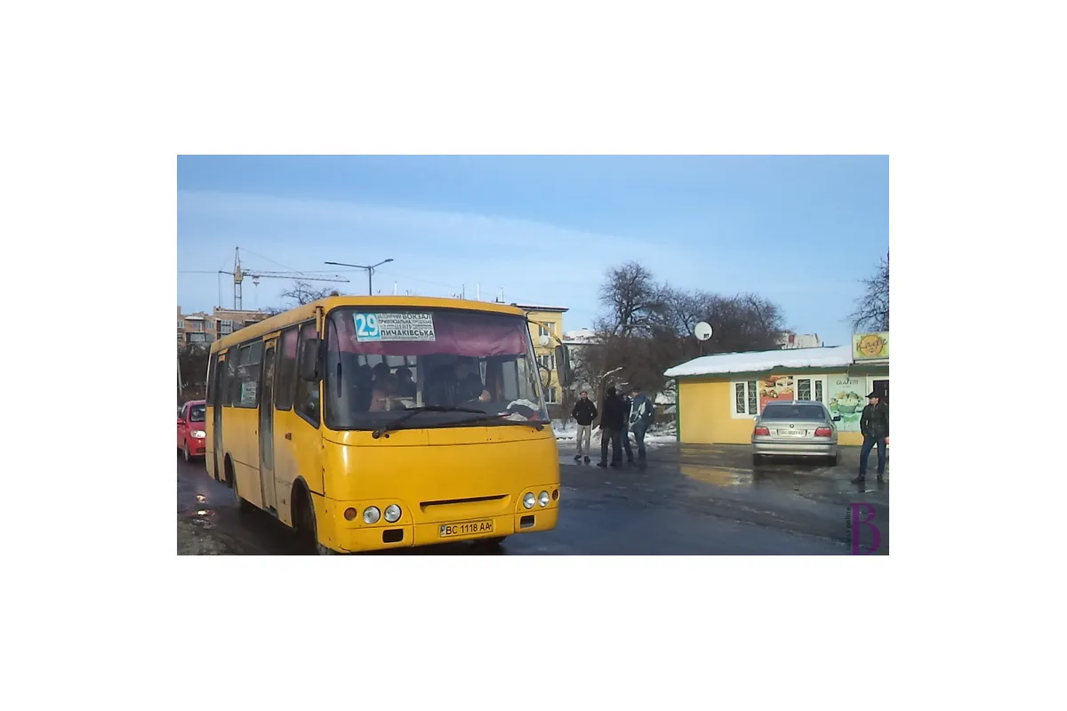 Російське вторгнення в Україну : Станом на сьогодні на території Київщини відновили роботу 239 приміських та міжміських автобусних маршрутів