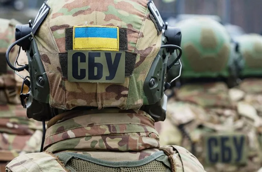 СБУ ліквідувала потужний канал незаконної легалізації росіян, які втекли з рф в Україну