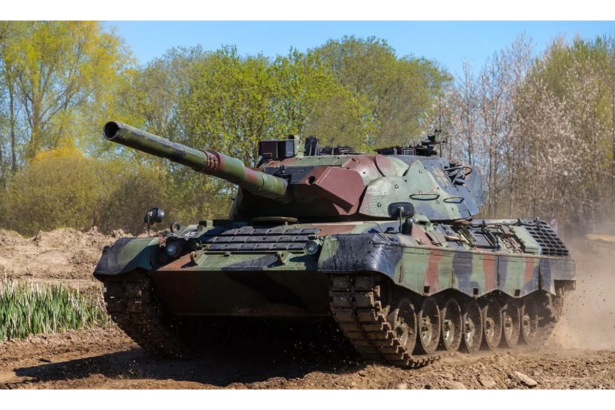 Німеччина і Данія найближчим часом передадуть Україні десятки бойових танків Leopard 1A5 