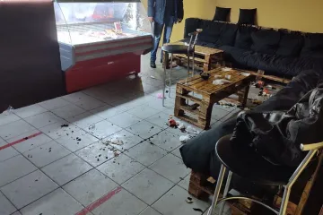 ​Чоловік розгромив бар на Херсонщині