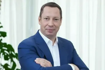 ​Шевченко закупил в Нацбанк ноутбуков на 17,5 млн грн, новая техника Смолия ему не подошла