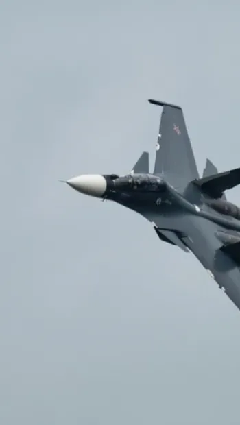 ​російська авіація знову атакує Херсонщину, – зафіксовано чотири “прильоти” керованих авіабомб, - ОВА 
