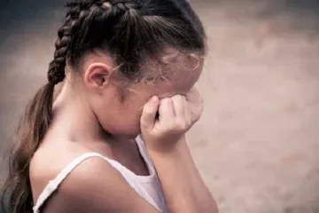 ​В Ровно школьник изнасиловал 12-летнюю девочку и разослал видео 