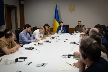 ​Очільник ОП зустрівся з іноземними та українськими журналістами