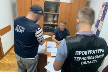 ​Розтрата 57 тонн конфіскованого алкоголю і спирту - підозрюють шістьох посадовців ДФС на Тернопільщині