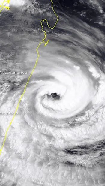 ​На Мадагаскарі через циклон загинуло 10 людей 