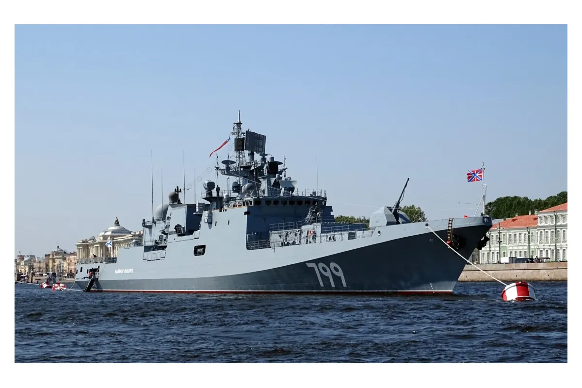 У мережі повідомляють, що ЗСУ підбили російський фрегат "Адмірал Макаров"