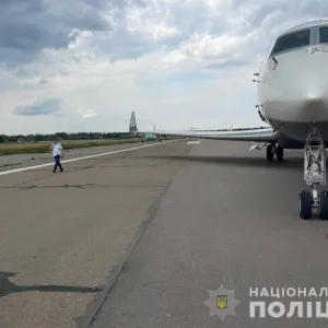 ​Вертолет и самолет Медведчука передали для нужд ВСУ