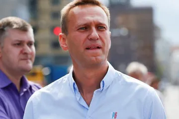 ​Навальний відхиляє версію щодо діагнозу "панкреатит"