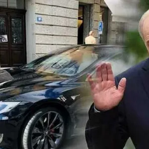 ​Белорусский олигарх подарил правительству Лукашенко элитные автомобили вскоре после того, как возглавил табачную индустрию страны