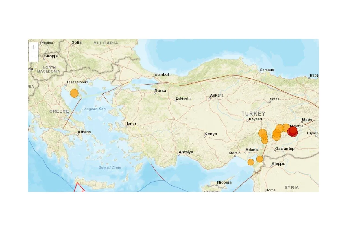 3 потужних поштовхи магнітудою від 4.2 до 4.4 сталися у Туреччині за 4 хвилини