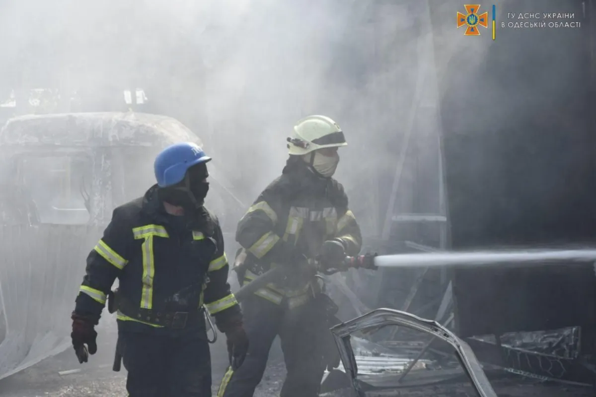 Російське вторгнення в Україну : Ліквідовано пожежу, що виникла внаслідок ракетного обстрілу по Одесі