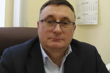​Топ-чиновник «Укрзализныци» потратил годовую зарплату на престижный кроссовер