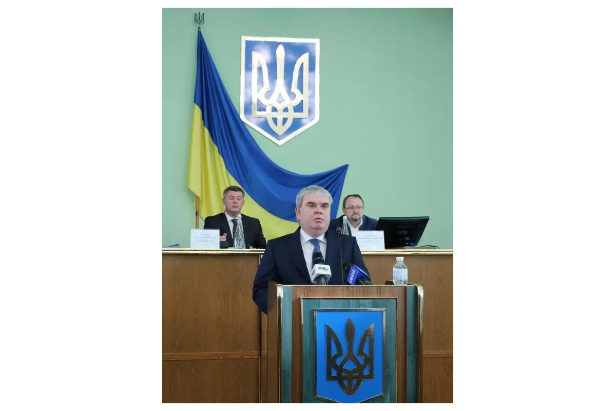 Керівник Херсонської обласної прокуратури Володимир Калюга поінформував на сесії обласної ради про результати роботи органів прокуратури за 2020 рік