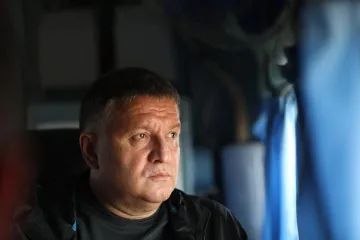 ​Арсен Аваков: До ліквідації пожежі на Луганщини залучено понад 1000 працівників системи МВС та авіація