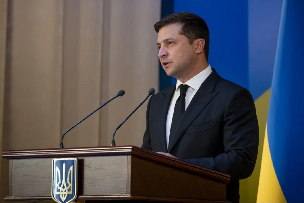 Президент: Сегодня украинской военной разведке весь мир аплодирует стоя