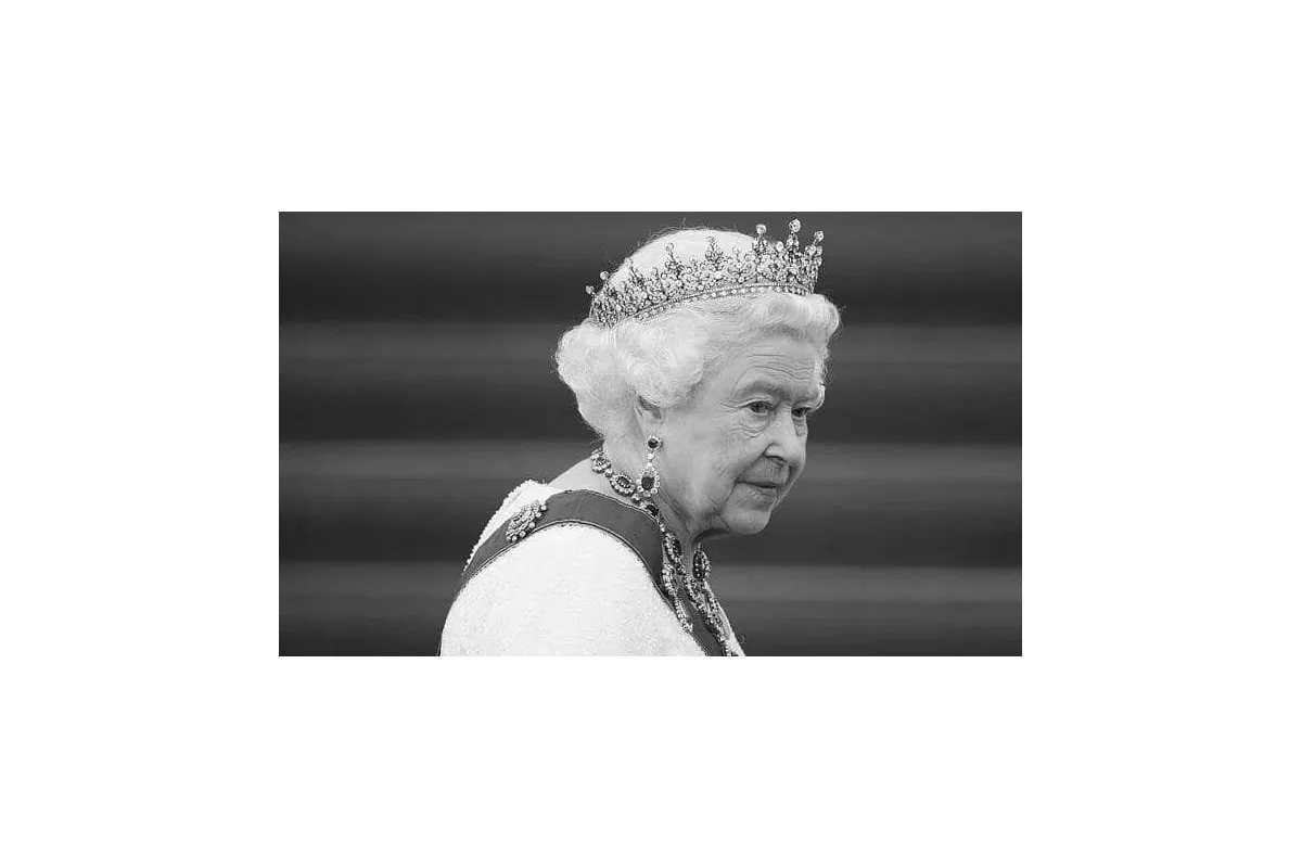 Королева Єлизавета II померла у віці 96 років у замку Балморал – The Guardian