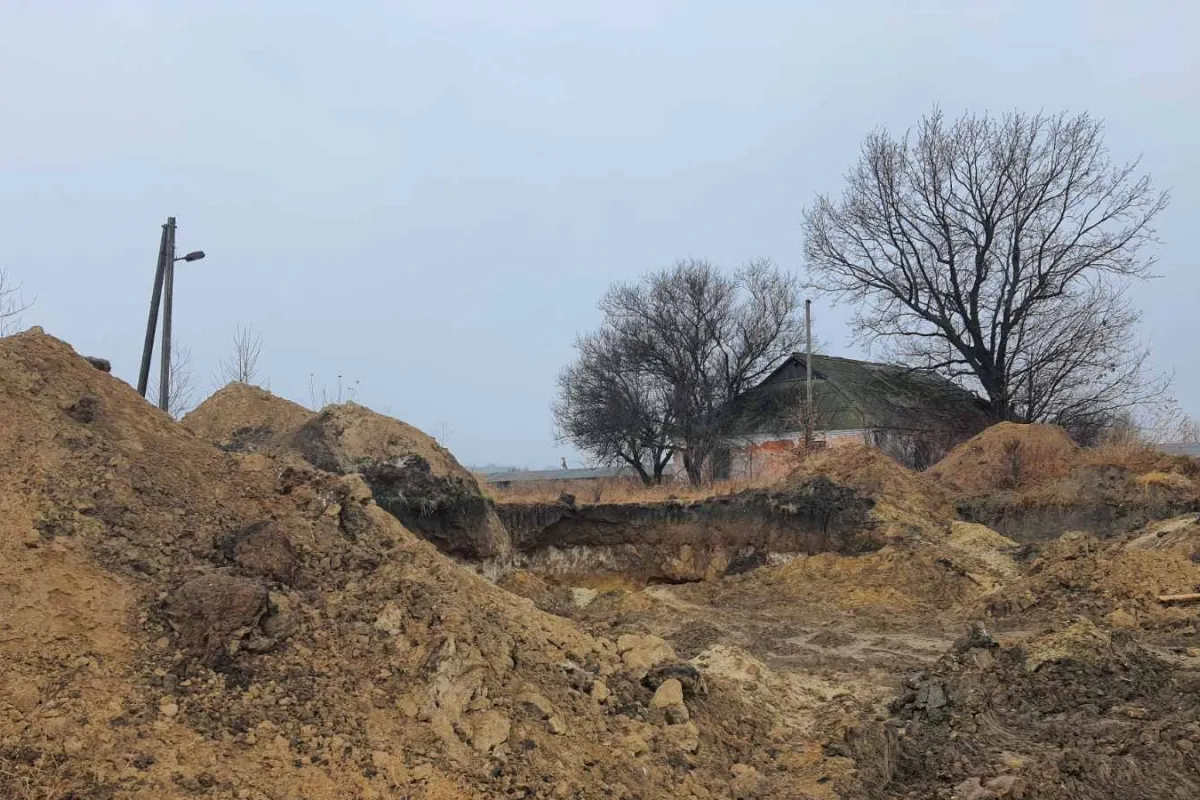 На Вінниччині виявили несанкціонований кар’єр з видобування піску