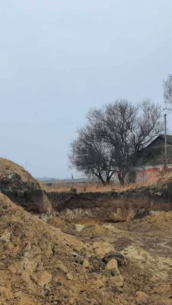 ​На Вінниччині виявили несанкціонований кар’єр з видобування піску