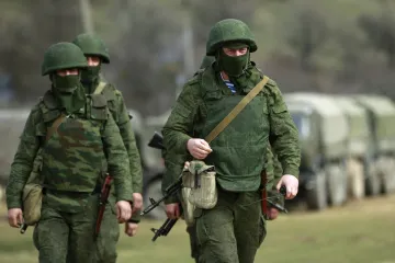 ​36% украинцев считают высокой возможность военного вторжения России