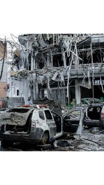 ​Російське вторгнення в Україну : Луганщина у вогні: в Сєвєродонецьку – одна загибла, в Рубіжному – четверо поранених