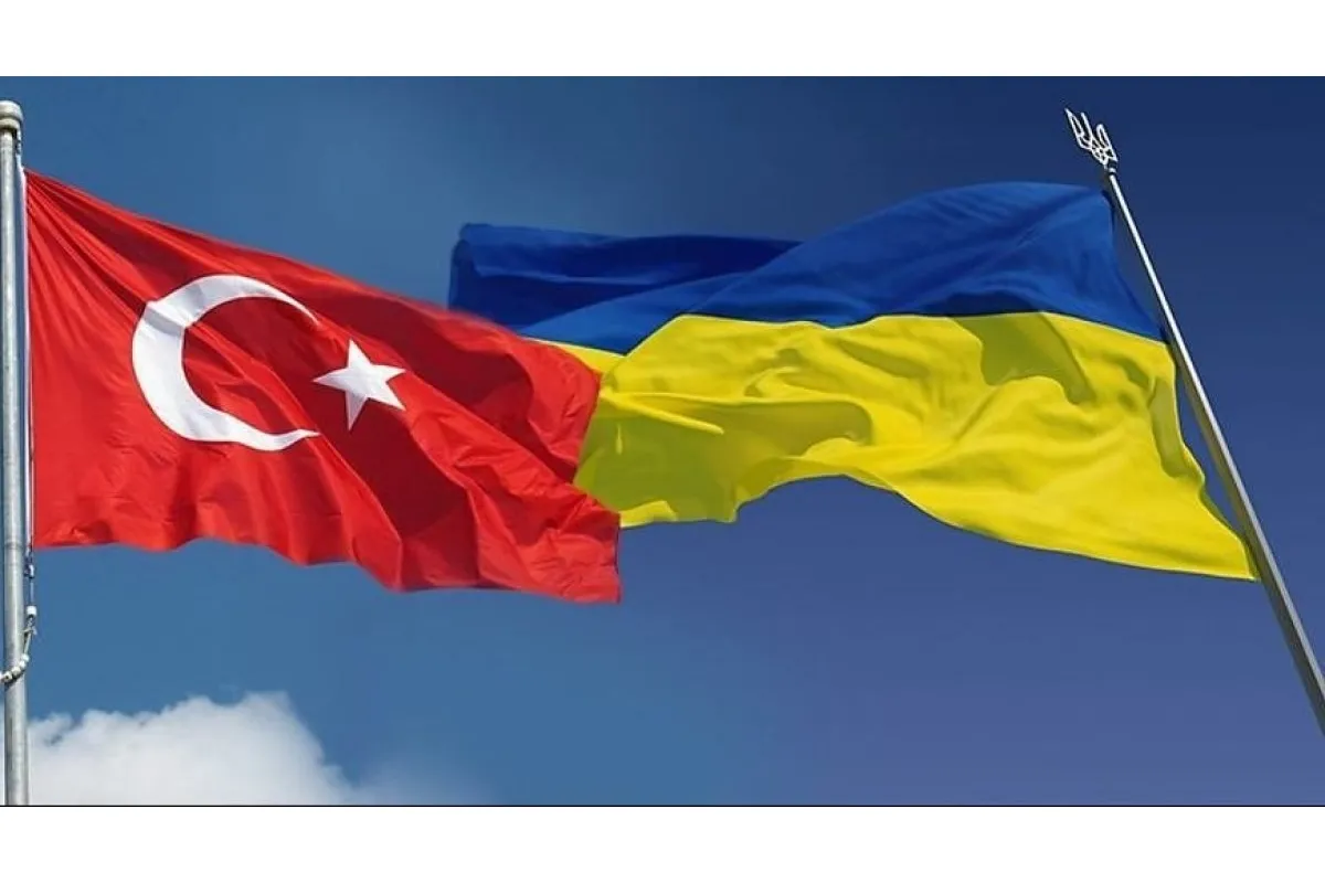 Україна і Туреччина відновлює курсування кораблів та дружні стосунки.